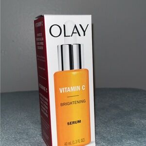 Olay Vitamin C Brightening Serum - Orange